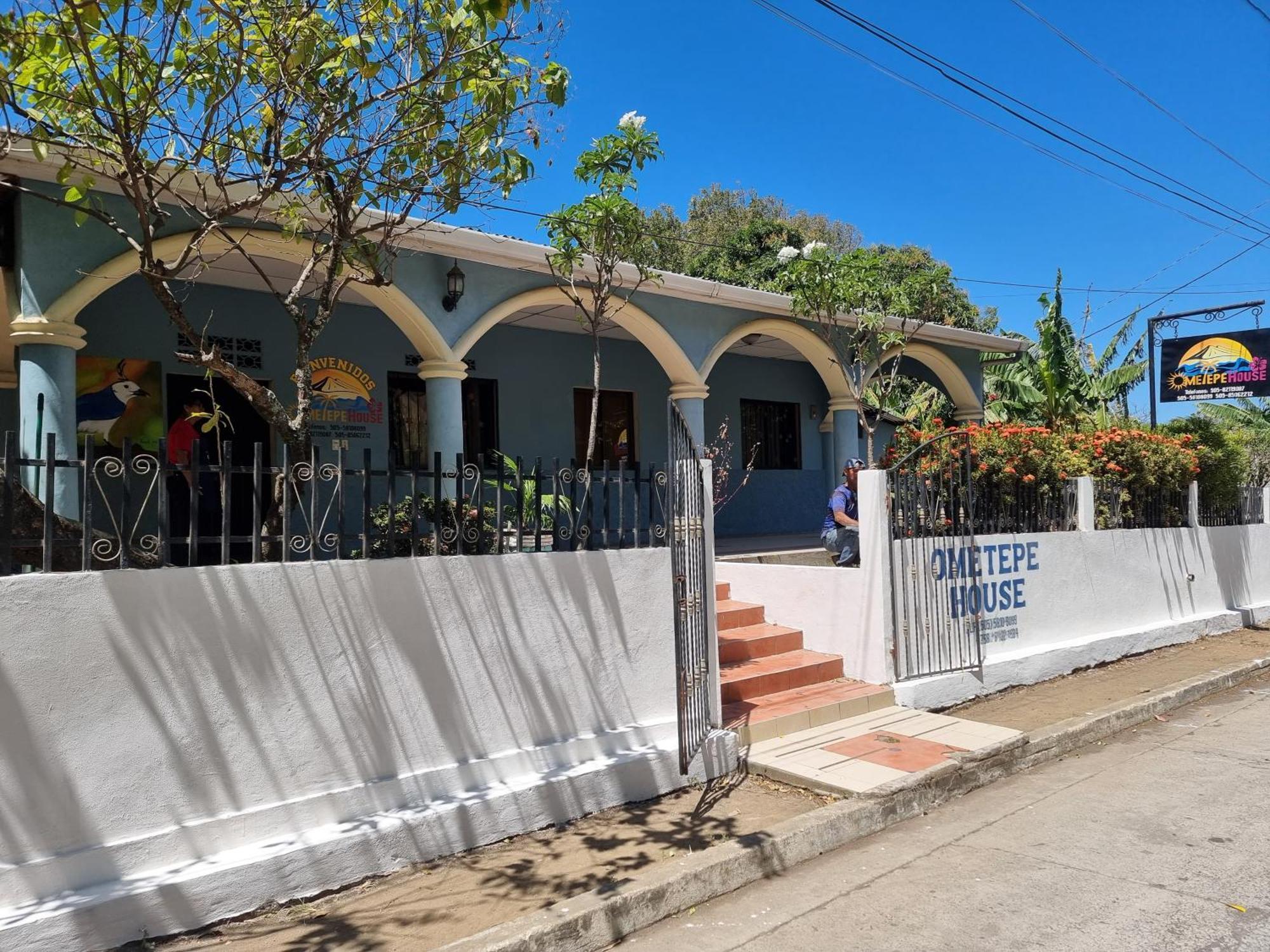 Ometepe House Bed and Breakfast Moyogalpa Eksteriør billede