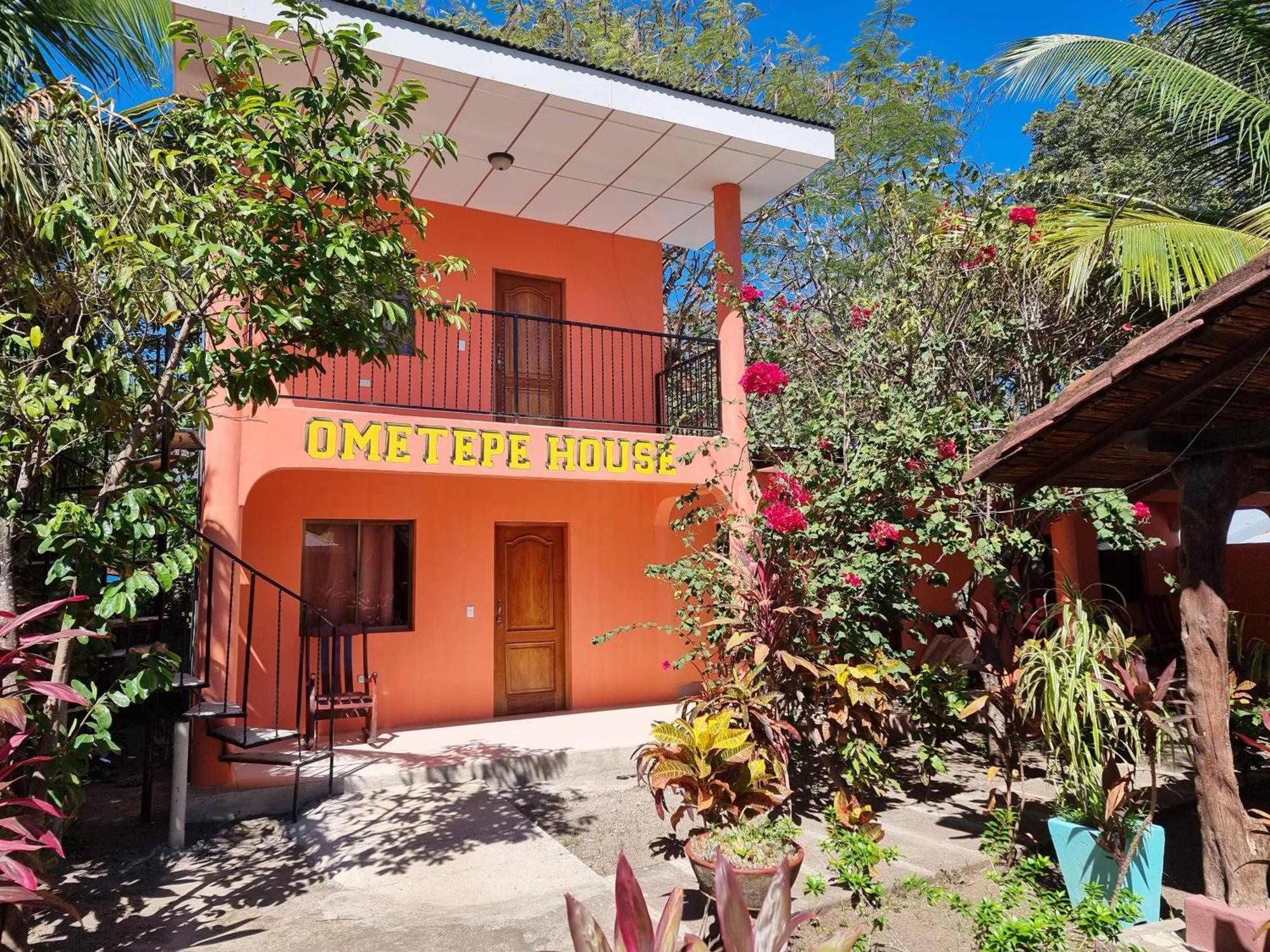 Ometepe House Bed and Breakfast Moyogalpa Eksteriør billede